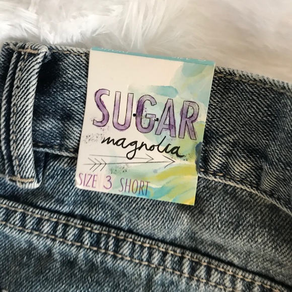 Sugar Distressed Shorts - Picture 4 of 4